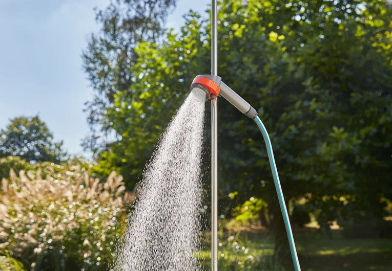 Gartendusche trio, Brausestrahl oder Sprühnebel stufenlos regulierbar