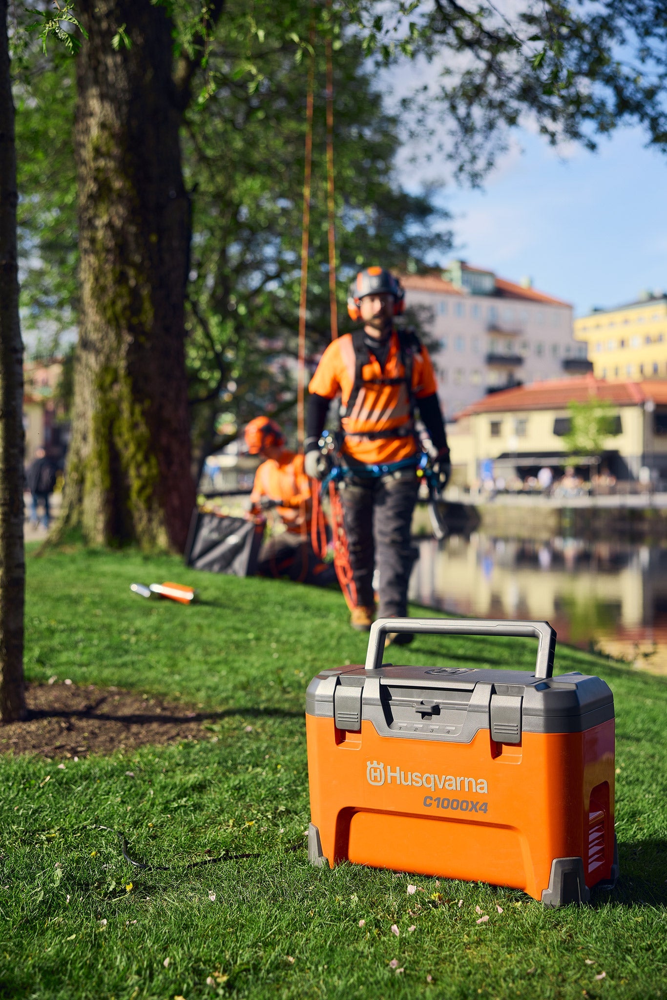 Husqvarna Akku Ladekoffer C1000X4