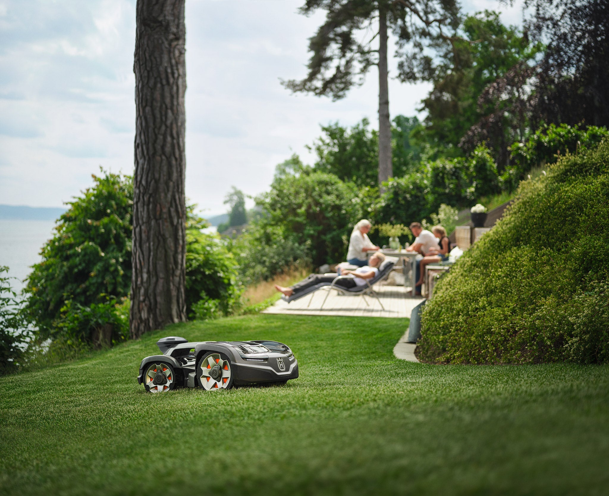 Husqvarna Automower® 435X AWD NERA