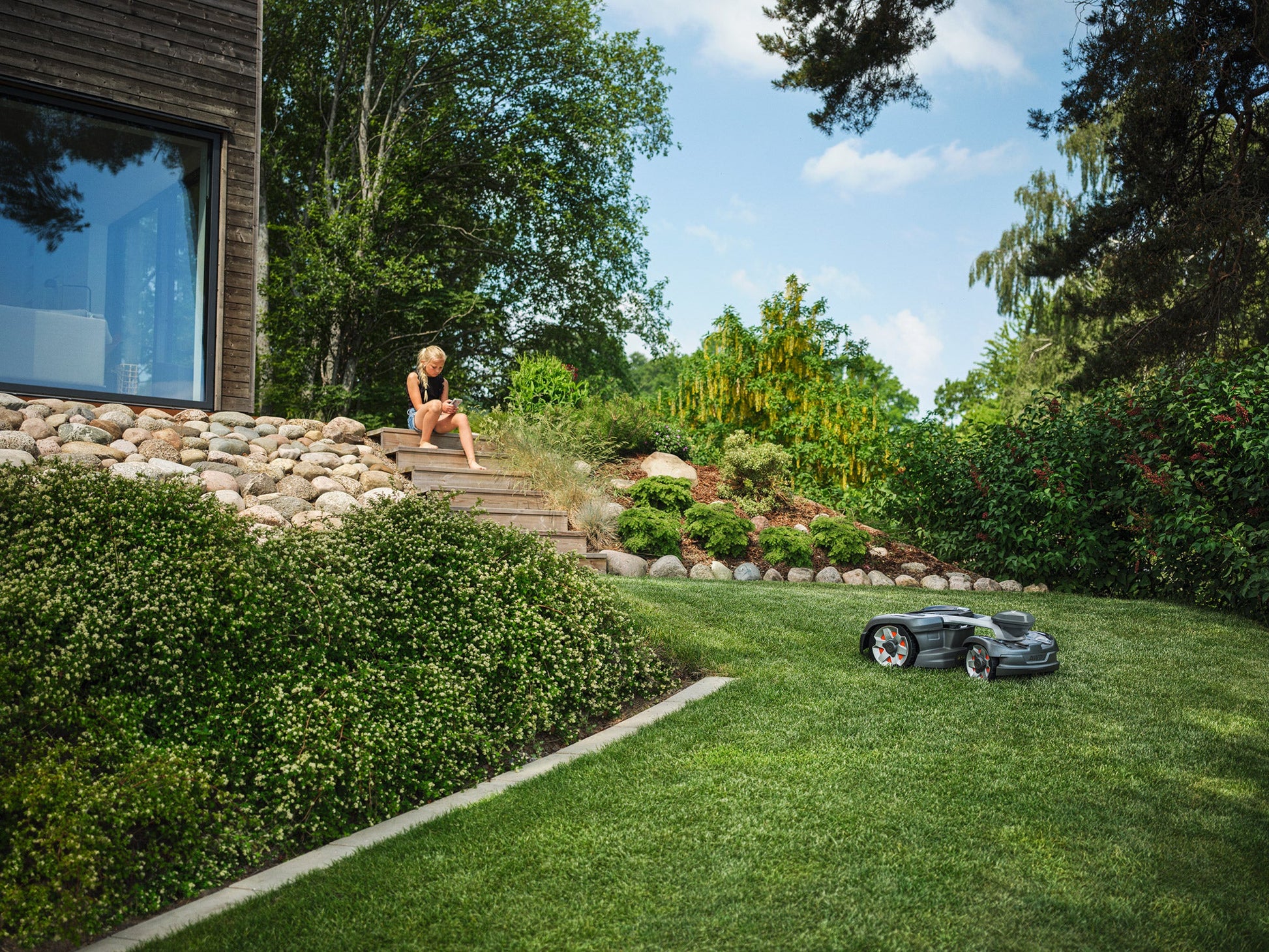 Husqvarna Automower® 435X AWD NERA
